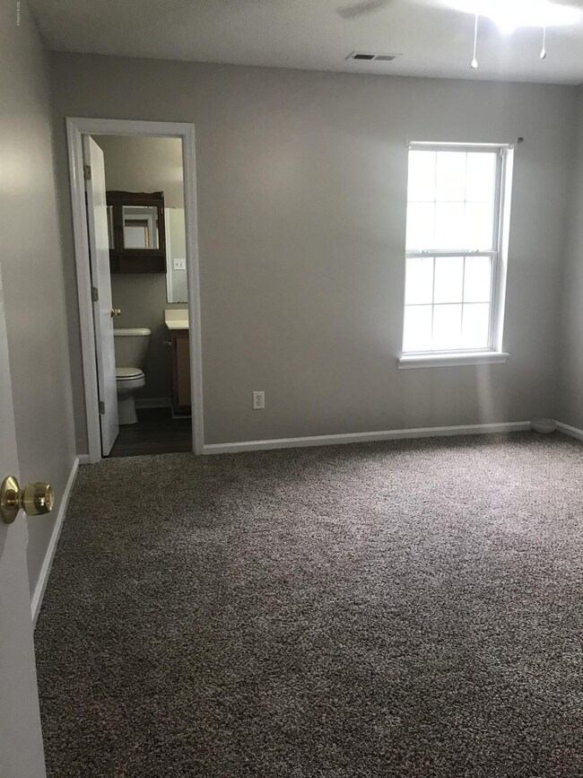 165 Brenda Dr, Jacksonville, NC 28546 - photo 7