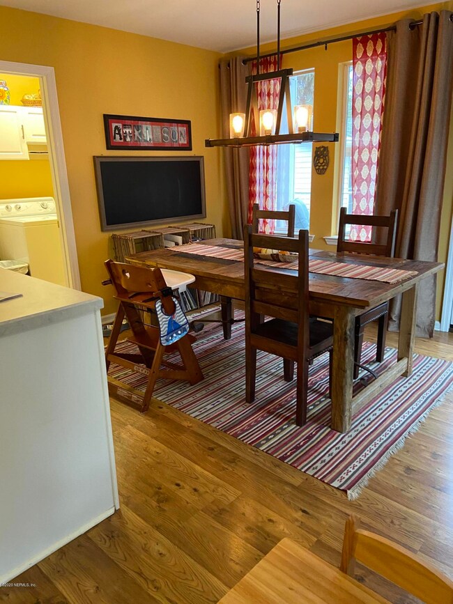 1290 Menna St, Jacksonville, FL 32205 - photo 4