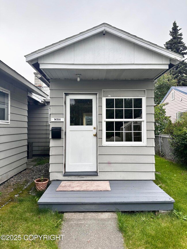 1433 I St unit A, Anchorage, AK 99501 - photo 4