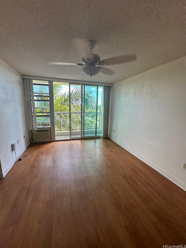 Paiwa Tower unit 507, Waipahu, HI 96797 - photo 4