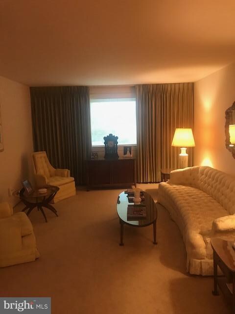 6123 Sargent Rd, Hyattsville, MD 20782 - photo 4