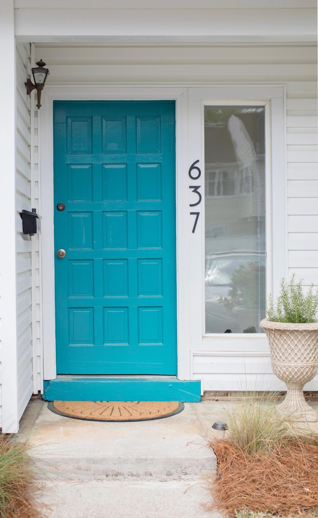 637 Baytree Dr, Mount Pleasant, SC 29464 - photo 2