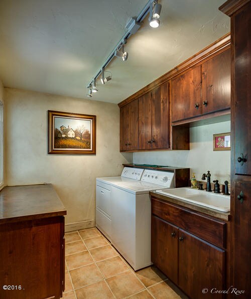 23320Hwy93S-609