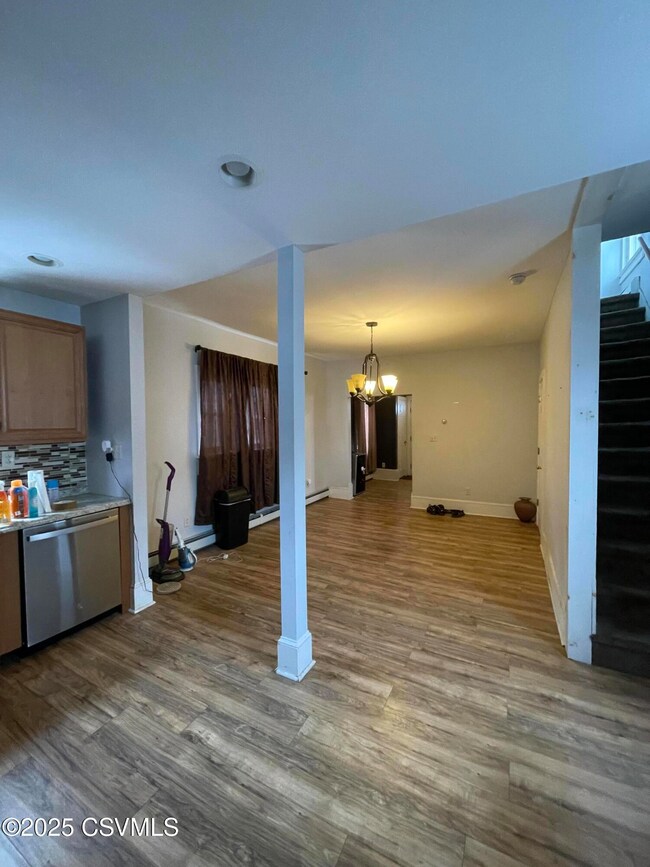 613 Elm St, Berwick, PA 18603 - photo 6