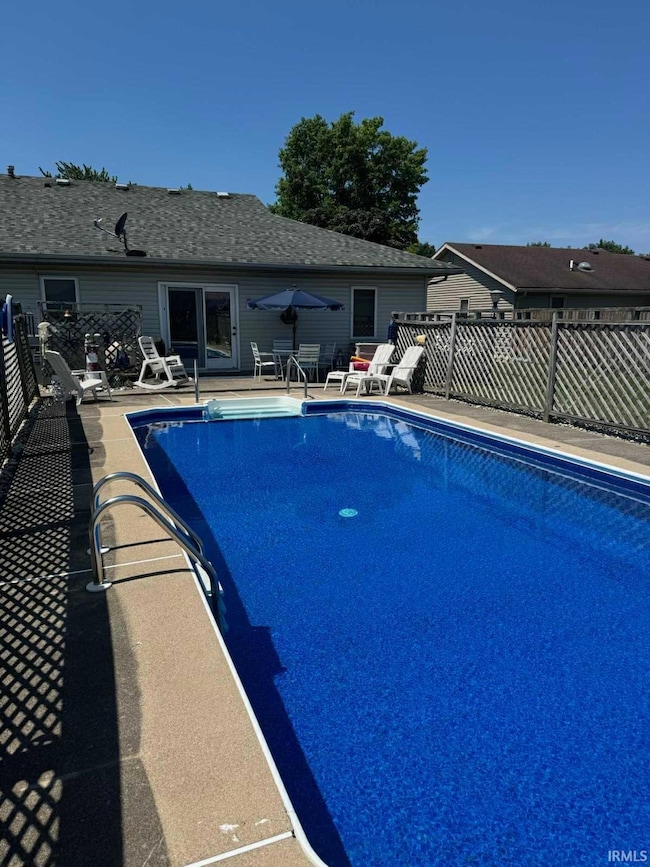 2427 Valley Creek Run, New Haven, IN 46774 - photo 3