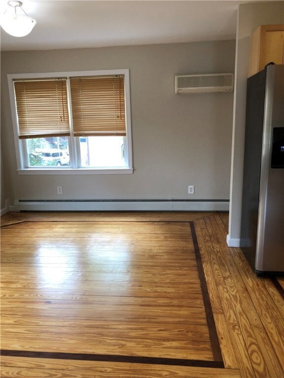 101 Grandview Ave unit 2, Providence, RI 02906 - photo 3