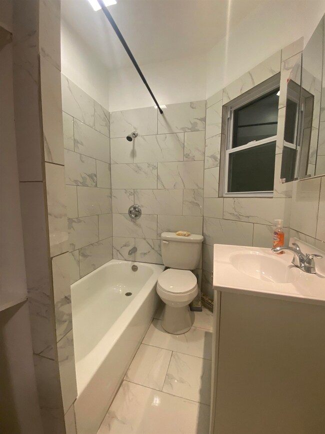 104 Jewett Ave unit 1, Jersey City, NJ 07304 - photo 3