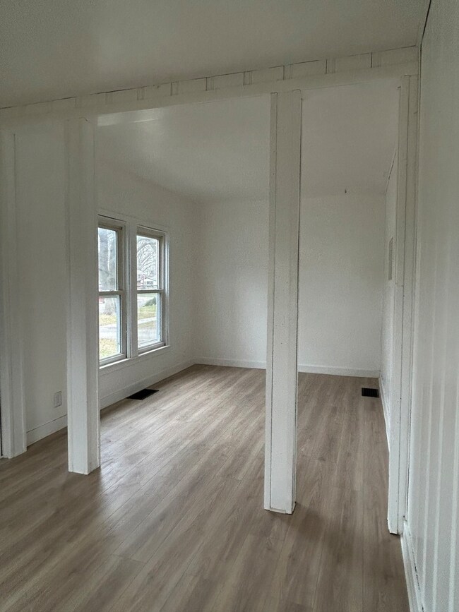 unlisted-address, Mendota, IL 61342 - photo 4