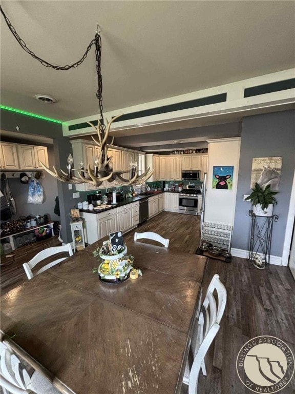 209 S 7th Ave, Forsyth, MT 59327 - photo 7