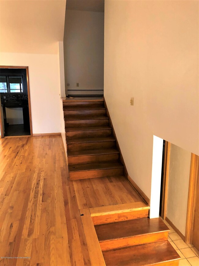 574 Steele St, Craig, CO 81625 - photo 6