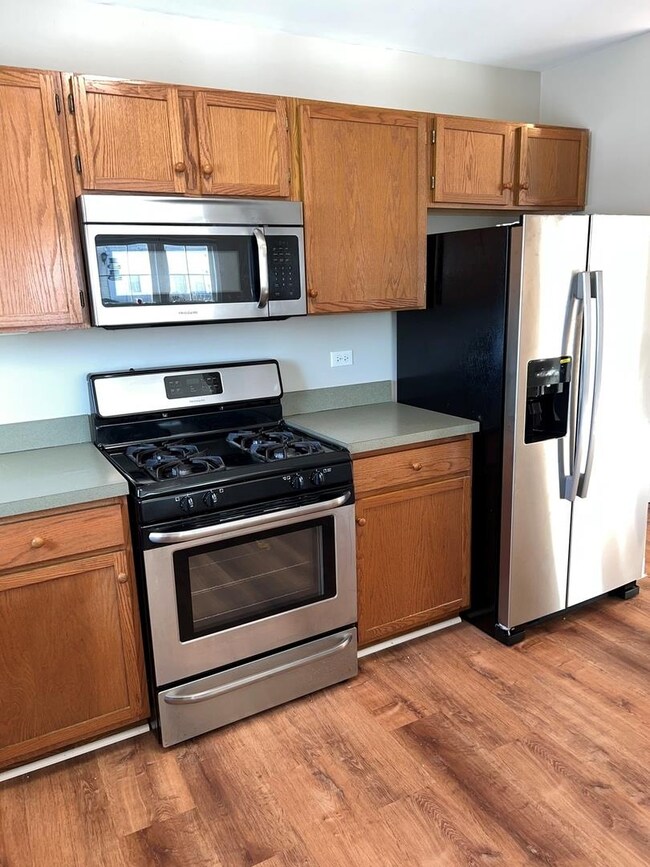 1920 Cherrywood Ct unit 1920, Joliet, IL 60435 - photo 7