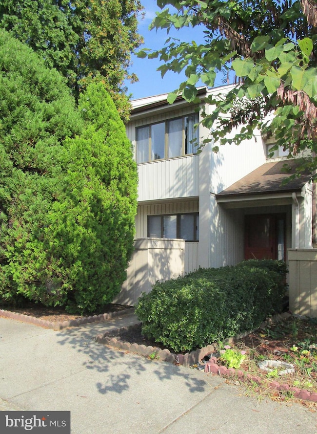 1755 Powder Horn Terrace, Woodbridge, VA 22191 - photo 2