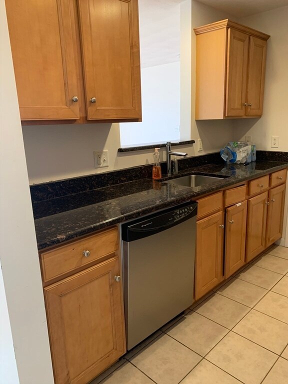 260 Main St unit 201, Malden, MA 02148 - photo 6