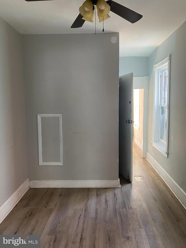 619 Tulpehocken St, Reading, PA 19601 - photo 6