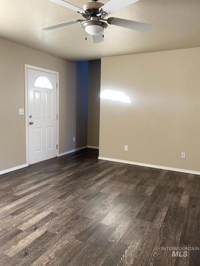 651 Harrison St S, Twin Falls, ID 83301 - photo 2