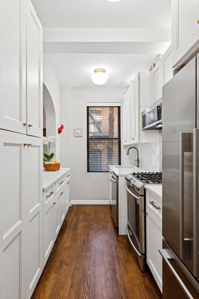 170 W 81st St unit 1D, New York, NY 10024 - photo 6