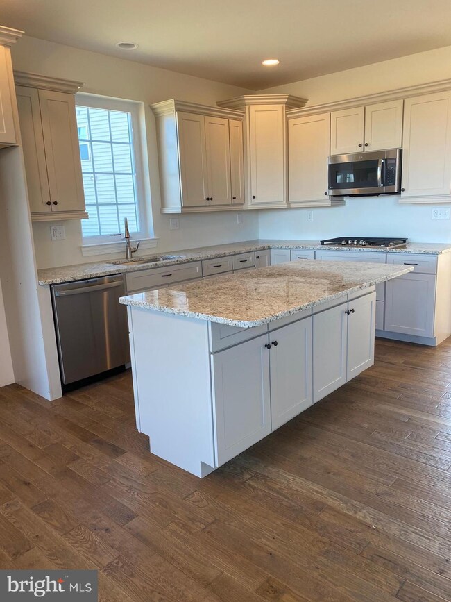 3520 Swabia Ct, Macungie, PA 18062 - photo 6