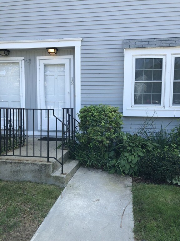 161 Flower Ln unit 12, Dracut, MA 01826 - photo 2