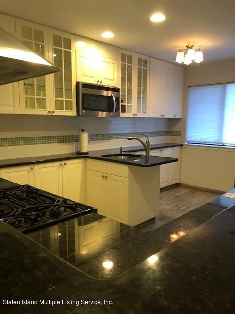 1003 W Fingerboard Rd unit 294, Staten Island, NY 10304 - photo 3