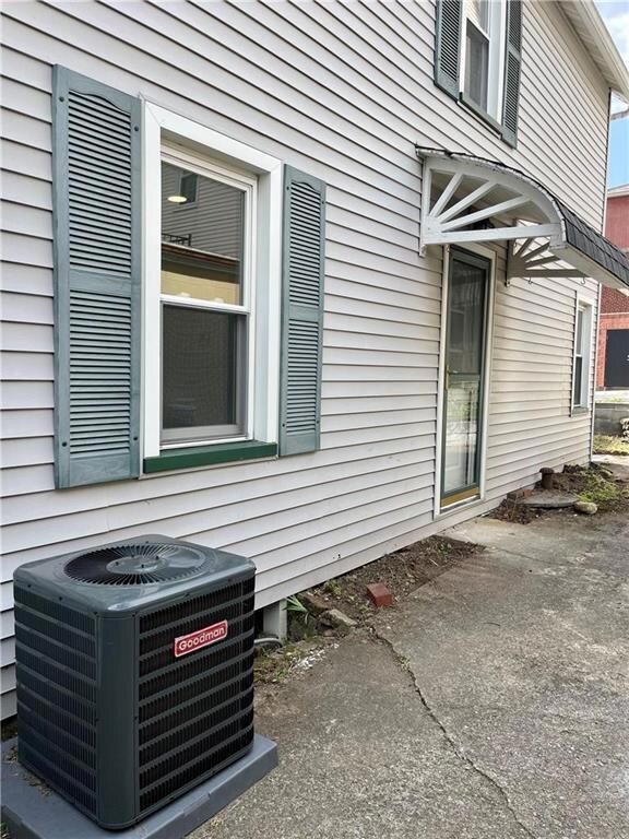 5 Pen Argyl St, Pen Argyl, PA 18072 - photo 7