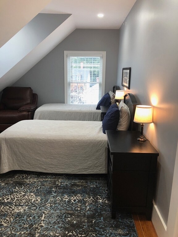 182 Pleasant St unit 3, Marblehead, MA 01945 - photo 4