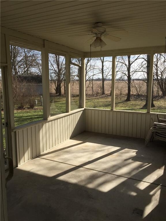 1685 Decourcy Ct, Franklin, IN 46131 - photo 7