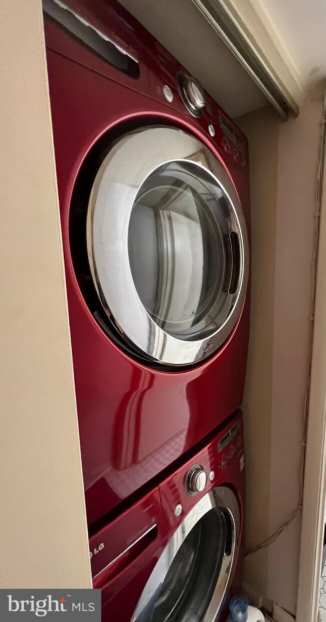 2609 S Walter Reed Dr unit C, Arlington, VA 22206 - photo 7