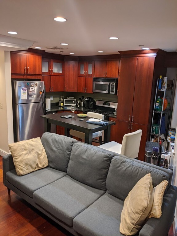 135 Salem St unit 6, Boston, MA 02113 - photo 3