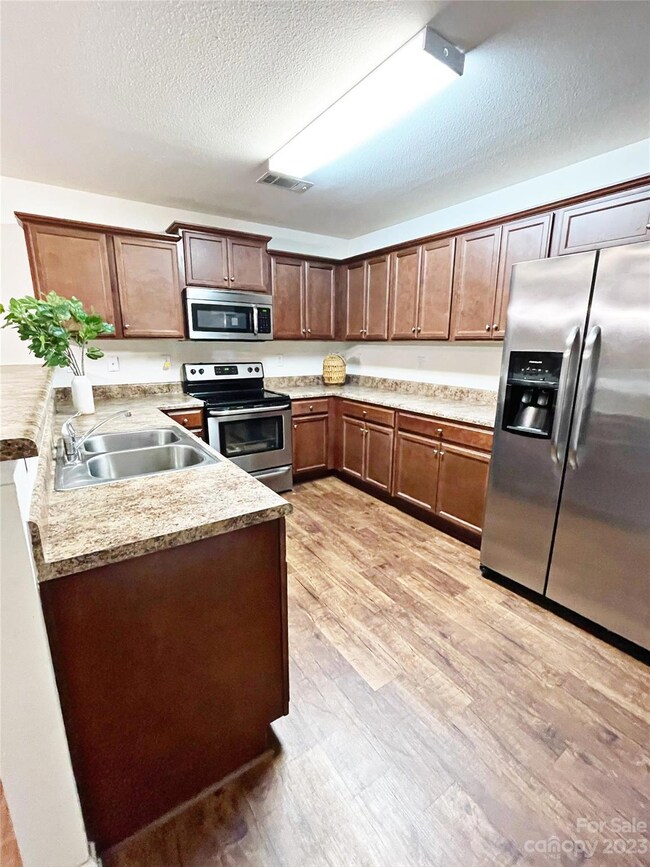 116 Shadow Woods Rd, Statesville, NC 28677 - photo 6