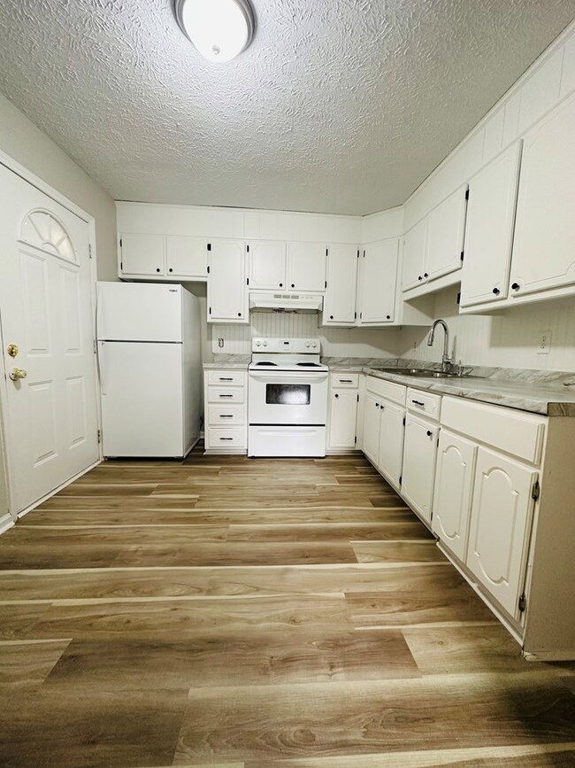 117 Robin Ct, Chatham, VA 24531 - photo 4