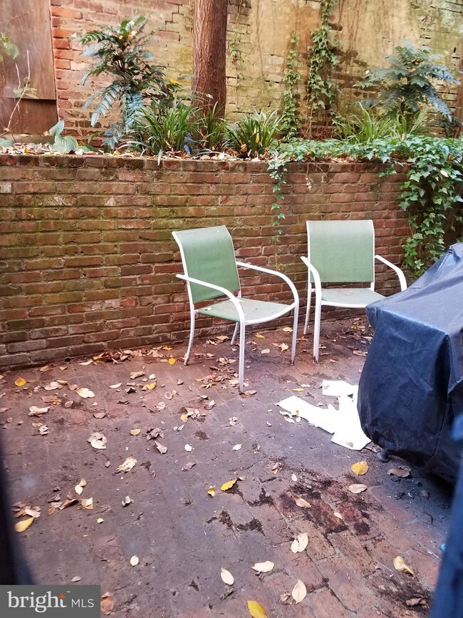 1752 S St NW unit 1, Washington, DC 20009 - photo 5