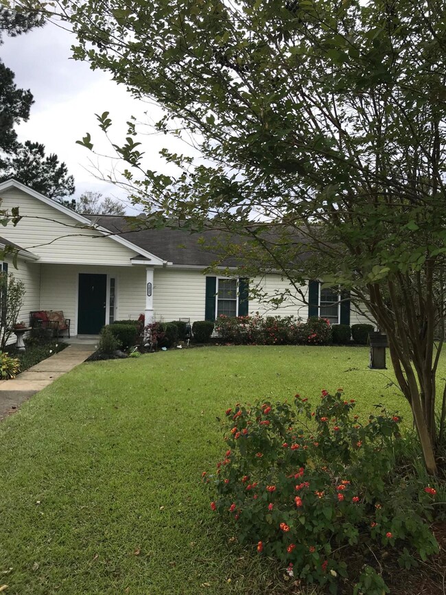 1025 Foscue Dr, Jacksonville, NC 28540 - photo 3