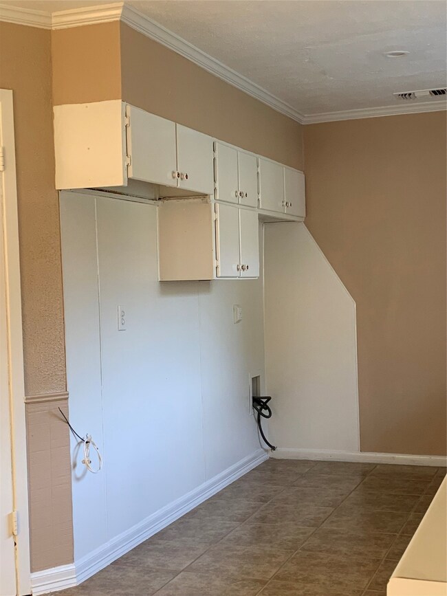 5726 Mackinaw St, Houston, TX 77053 - photo 6