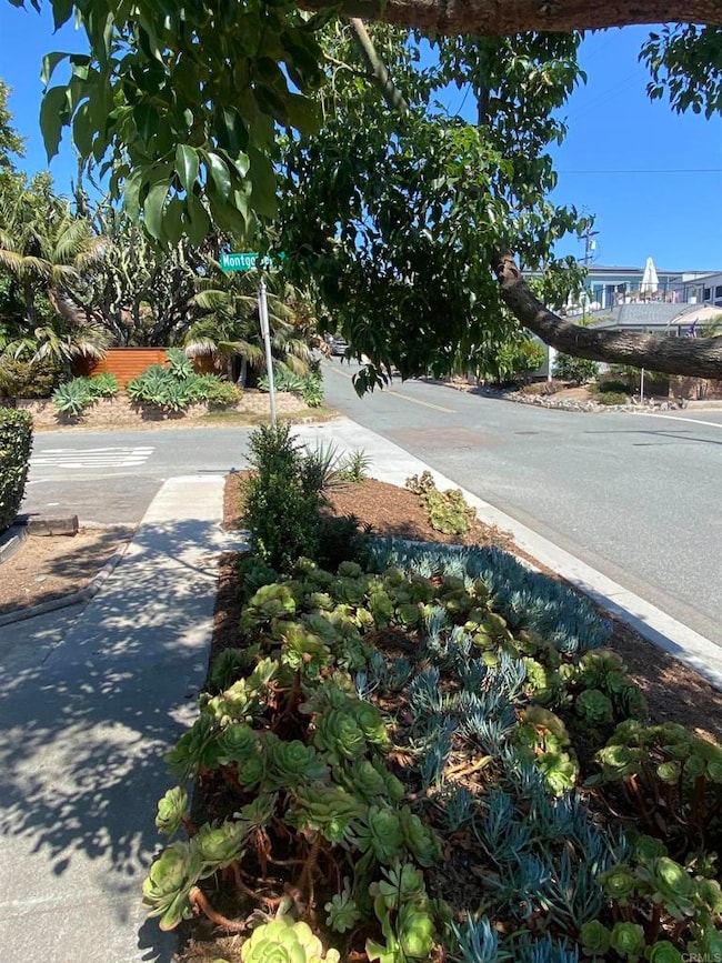 2088 Montgomery Ave unit M, Cardiff By the Sea, CA 92007 - photo 5