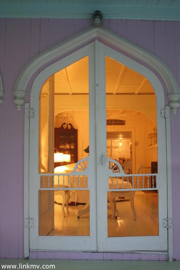 36 Narragansett Ave, Oak Bluffs, MA 02557 - photo 5