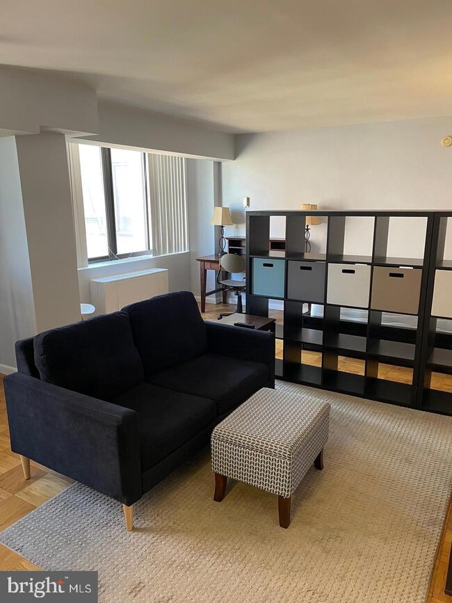 The Monroe House Condos unit 910, Washington, DC 20006 - photo 3