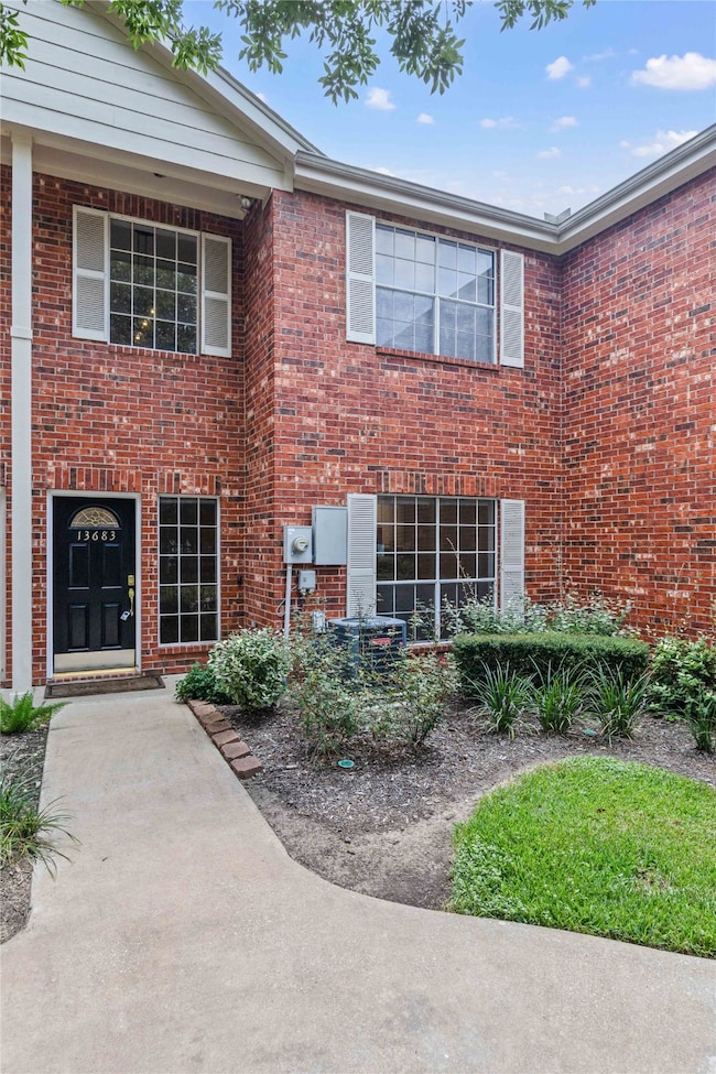 13683 Garden Grove Ct unit 265, Houston, TX 77082 - photo 2
