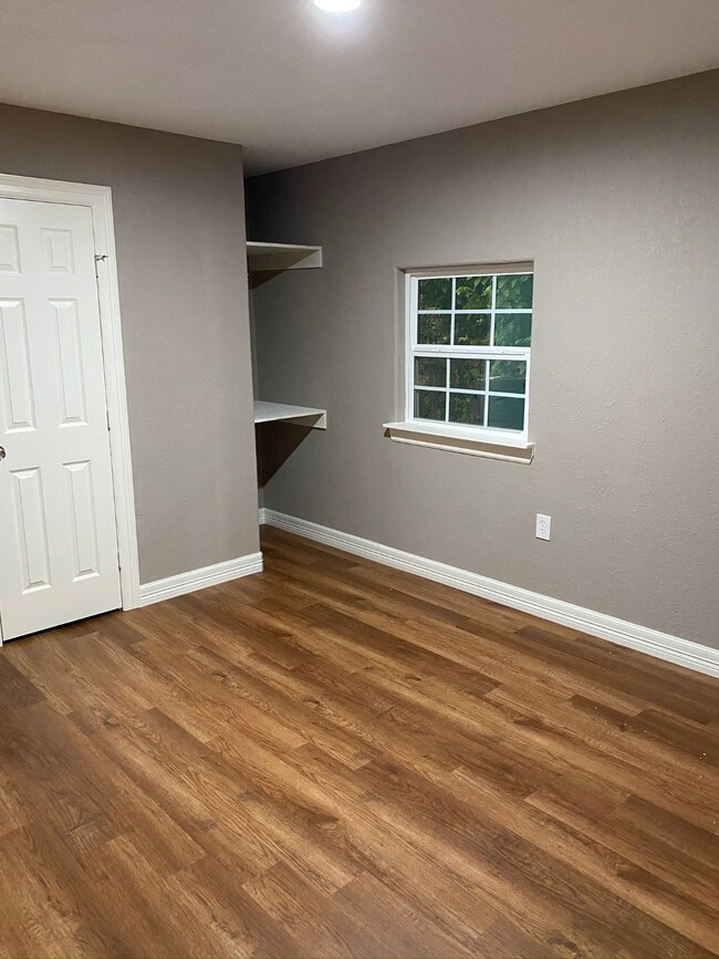 8918 1/2 Manus St unit A, Houston, TX 77093 - photo 3