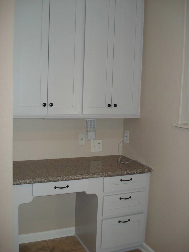 3433 Glen Haven Dr, Bay City, TX 77414 - photo 5