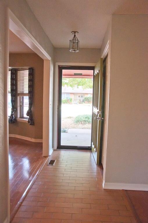 4116 NW 52nd St, Oklahoma City, OK 73112 - photo 3