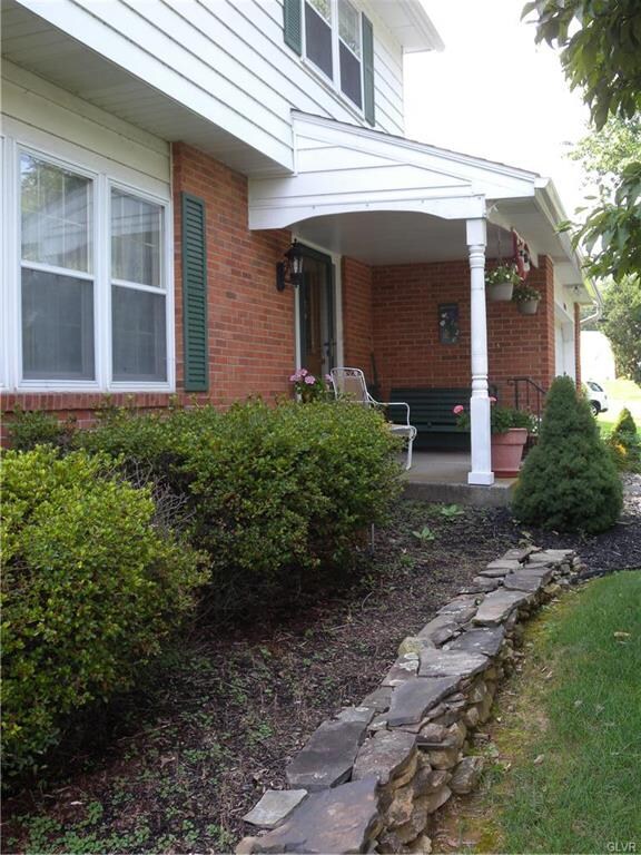 1320 Hickory Rd, Macungie, PA 18062 - photo 5