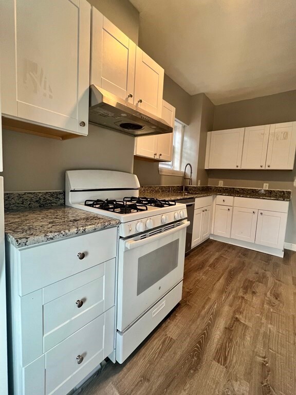 477 Dudley St unit 2, Roxbury, MA 02119 - photo 2