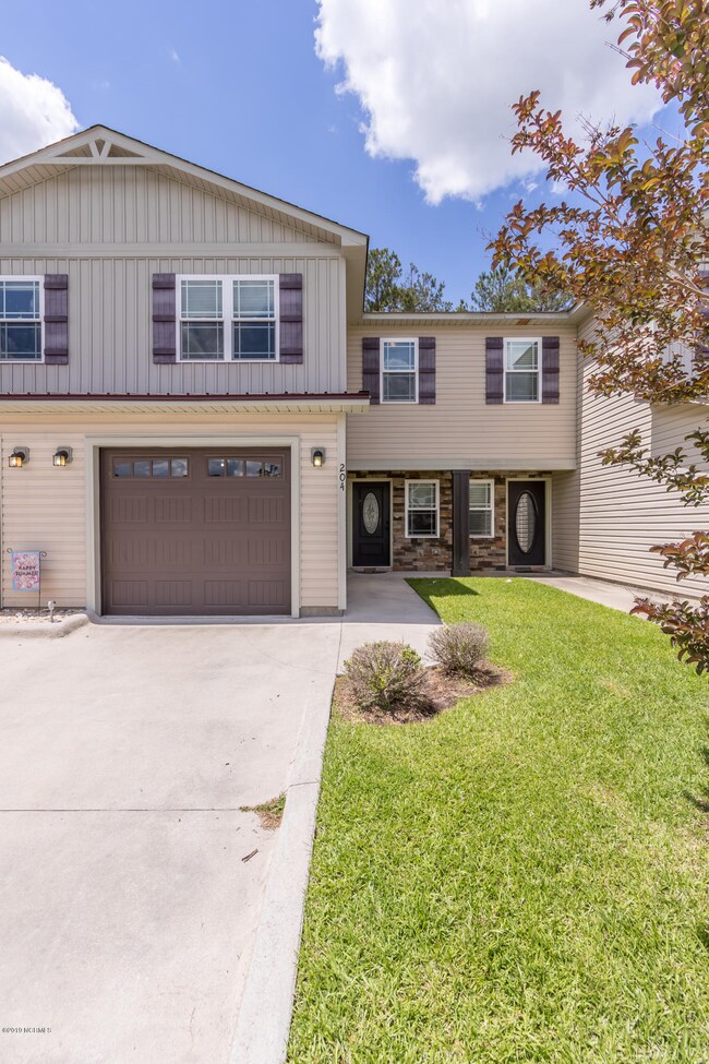 204 Kenan Loop, Jacksonville, NC 28546 - photo 3