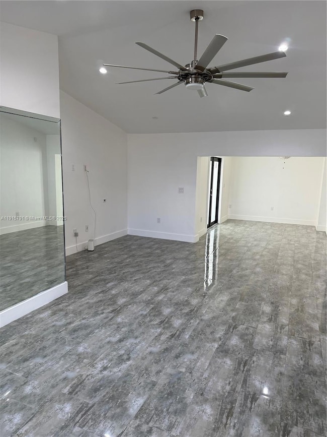 19754 NW 61st Ave, Hialeah, FL 33015 - photo 4