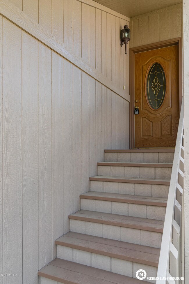 7_Entrance