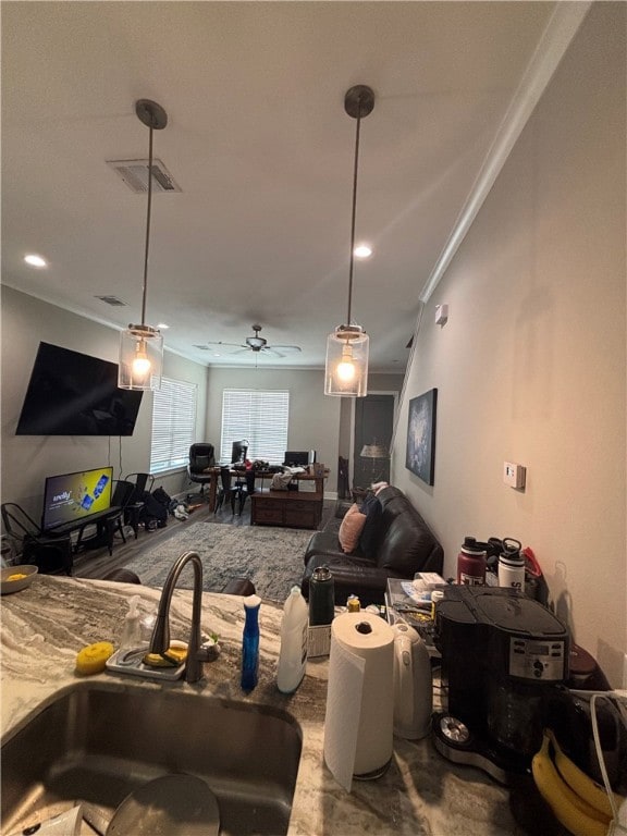 407 Ash St unit CS, College Station, TX 77840 - photo 4