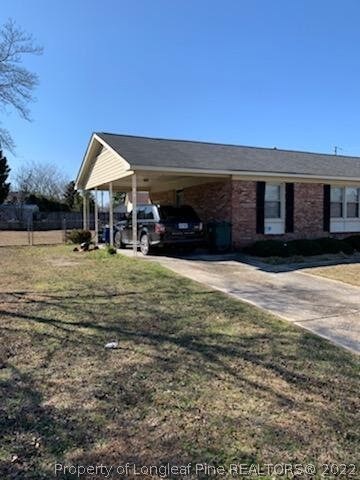 1202 Castle Rock Dr, Fayetteville, NC 28304 - photo 2