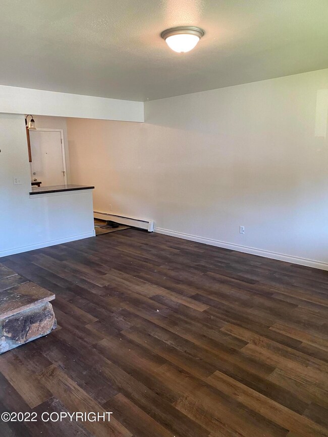 1420 Carolyn Cir unit D, Anchorage, AK 99504 - photo 3