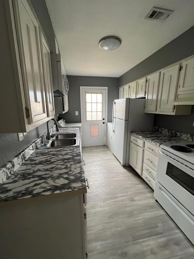 112 Arrowhead St unit B, Fort Worth, TX 76108 - photo 7