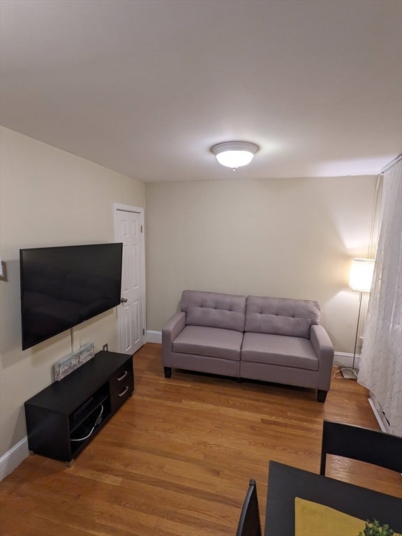 115 Salem St unit 115, Boston, MA 02113 - photo 4